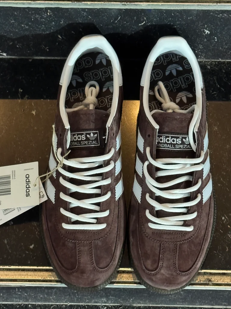 Adidas Spezial – Marron / Blanc – Neuve avec boîte – Pointure 43,5 – Authentique